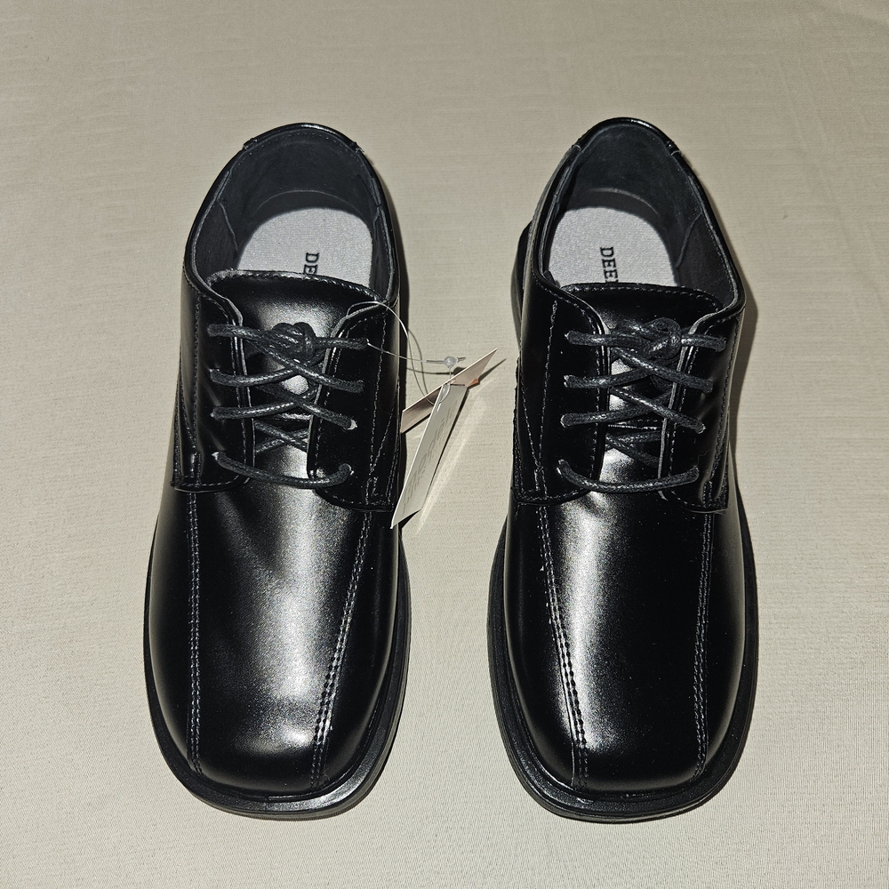 Brand New Deer Stags Men's Glossy Black Oxfords